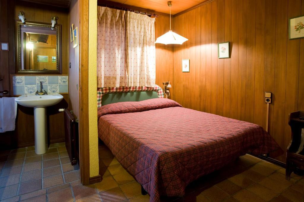 Niu Dels Falcons La Molina (Girona) Room photo